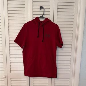 Under Armour Men's Red short sleeved Hoodie
